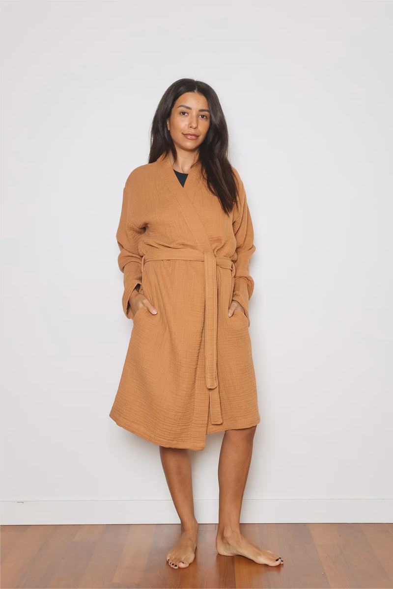 The Quest Robe - Tan – Dep de Vie